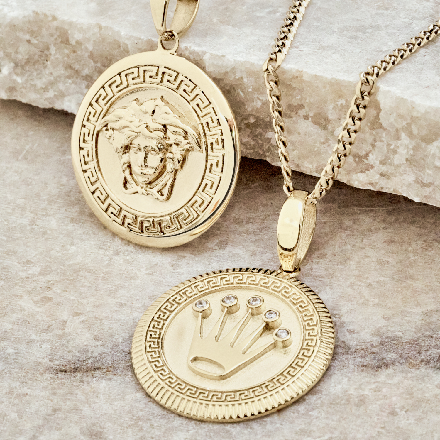 Medalla medusa dorada - Imagen 4