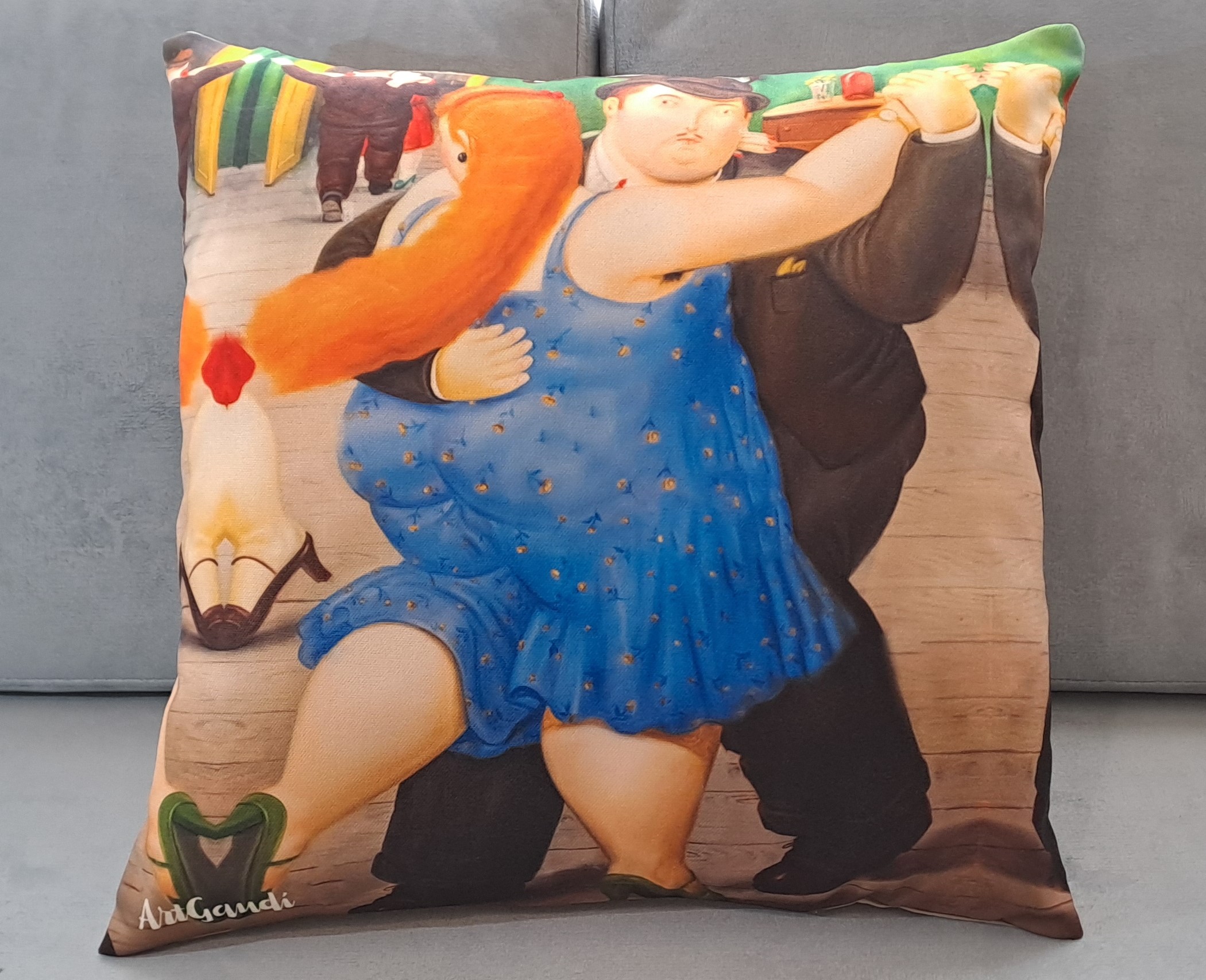 COJíN PAREJA BAILANDO DE FERNANDO BOTERO - Imagen 2