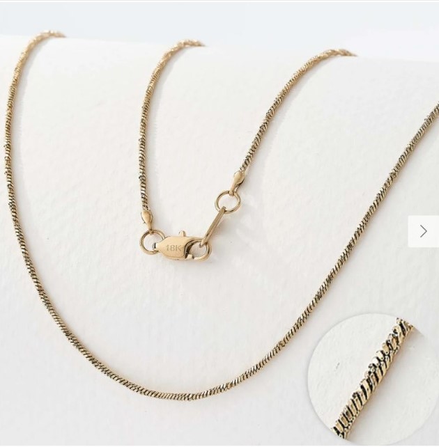 Cadena Singapur Mujer