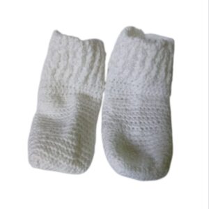 Medias tejidas para bebe